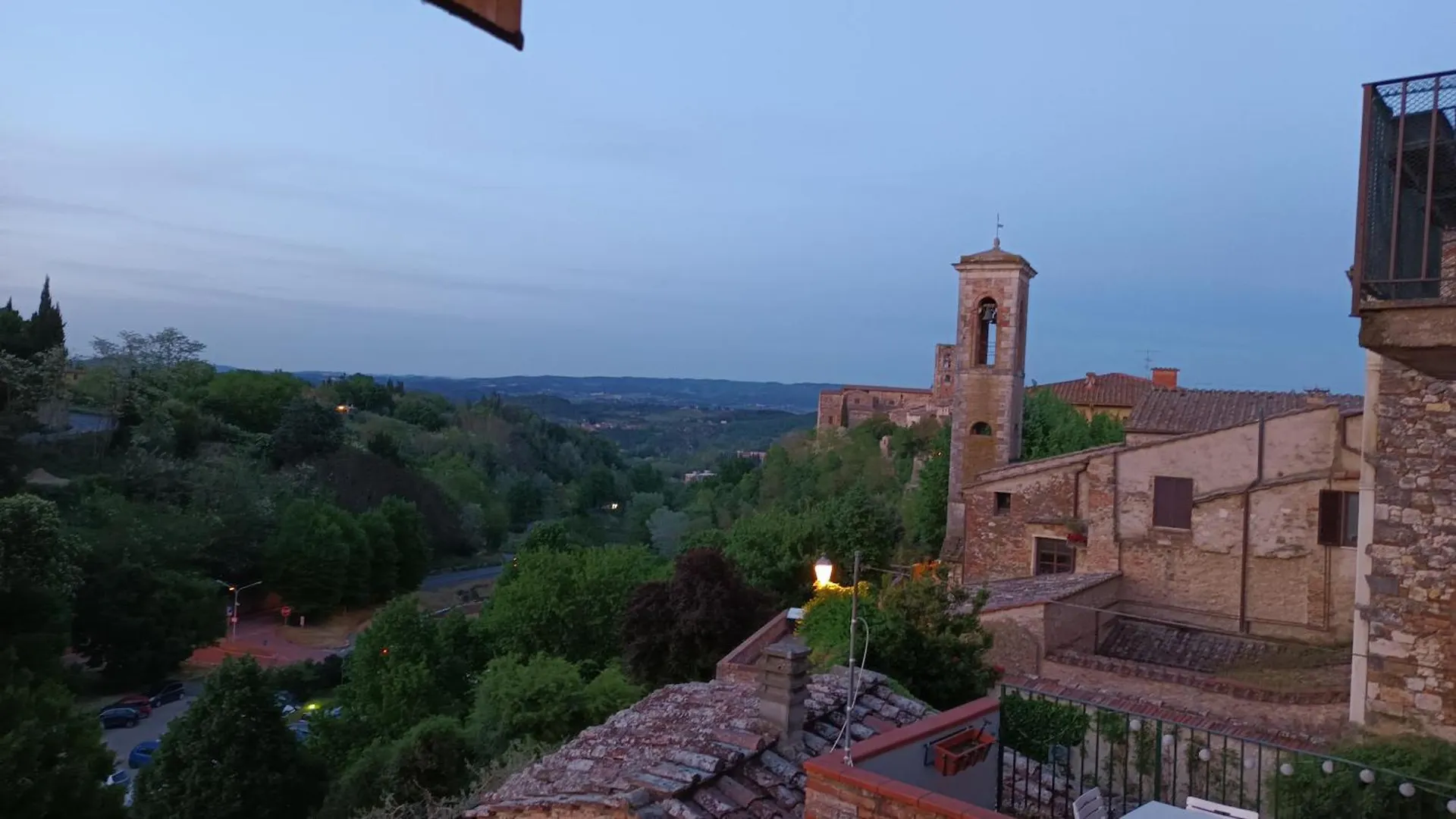 Apartment Dietro Le Mura Colle Val D'Elsa Italy